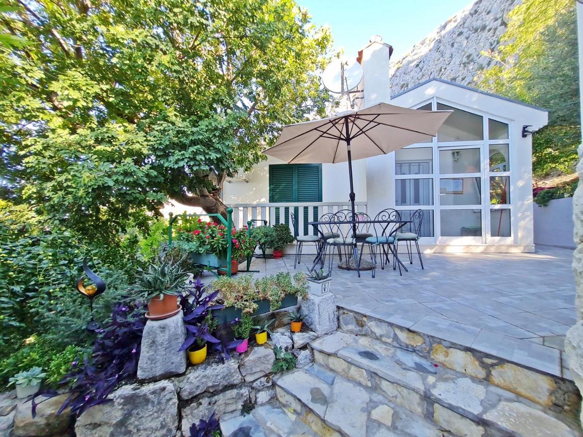 Apartment Ivana Borak 오미스 외부 사진