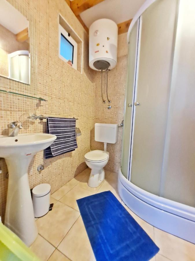 Apartment Ivana Borak 오미스 외부 사진