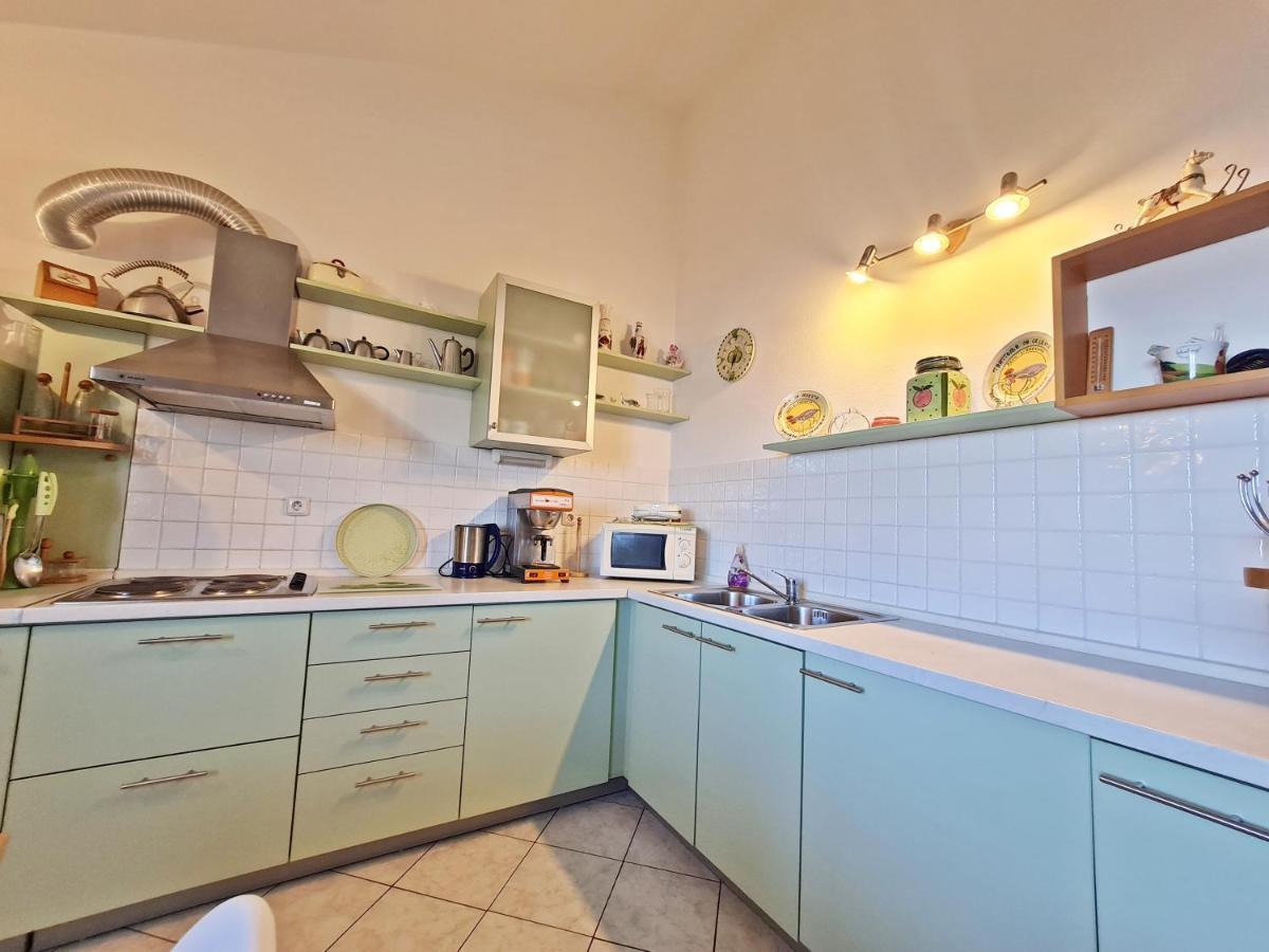 Apartment Ivana Borak 오미스 외부 사진